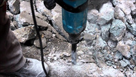 MAKITA Młot udarowy wyburzeniowy 1510W avt HM1317C