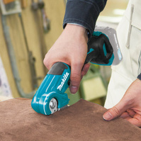 MAKITA Akumulatorowe nożyce uniwersalne do wykładziny 10,8V 12V CXT CP100DZ