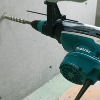 MAKITA Młotowiertarka młot udarowo-obrotowy SDS-Max 1510W 19,1J AVT HR5212C