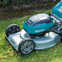 MAKITA Kosiarka samobieżna z napędem 53 cm 2x18V LXT DLM533Z