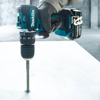 MAKITA Wiertarko-wkrętarka udarowa 18V 2x 3,0Ah BLDC DHP487RFJ