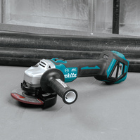 MAKITA Zestaw 18V wkrętarka DDF492 + szlifierka DGA513 aku 3x5Ah DLX2544TJ
