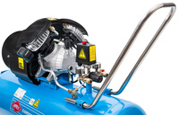 AIRPRESS Kompresor olejowy dwutłokowy 100L HL 425-100V 8 bar 2,2 kW 36834