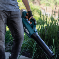 MAKITA Dmuchawa akumulatorowa 18V 2x5,0Ah DUB184RT