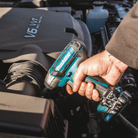 MAKITA Klucz udarowy wkrętarka 12V 60 Nm TW060DSAE
