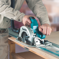 MAKITA Pilarka tarczowa 190 mm 2x 18V DHS782PT2J