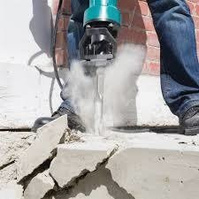MAKITA Młot wyburzeniowy 2000W 72,8J HM1812