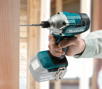 MAKITA Wkrętarka zakrętarka udarowa 18V 155 Nm 1/4 DTD156Z