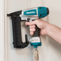 MAKITA Zszywacz pneumatyczny długość od 13 do 38mm 5,7 mm AT638A walizka