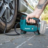 MAKITA Minikompresor samochodowy akumulatorowy 18V DMP180Z