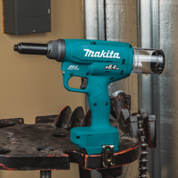 MAKITA Nitownica akumulatorowa 6,4 mm 18V 2x3,0 Ah DRV250RFJ