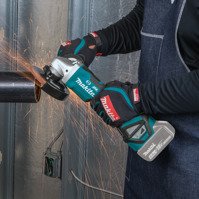 MAKITA Szlifierka kątowa 18V 125 mm 2x3Ah DGA517RFJ