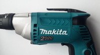 MAKITA Wkrętarka do płyt k-g 570 W 0-2500 FS2300